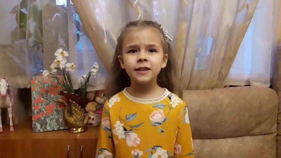 Адамович Ліза 5 Пісня "Маки червоні"